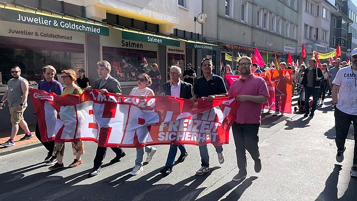 Maikundgebung in Paderborn: „Es ist Zeit für Gerechtigkeit!"