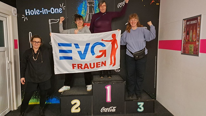 EVG-Frauen golfen…ohne Trump