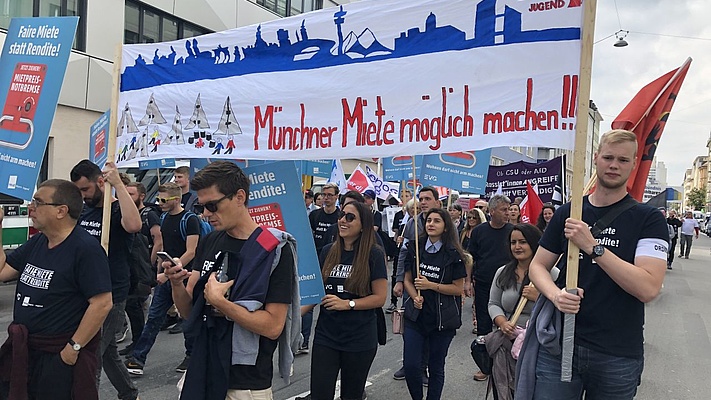 Mietwucher: Rund 11.000 Menschen demonstrieren in München