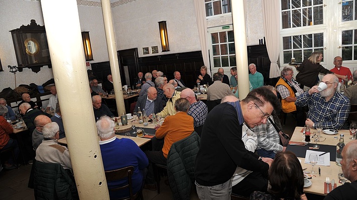 Volle Hütte bei den Dortmunder Senioren