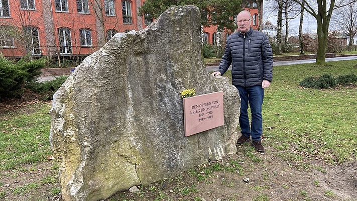 OV Wupper Rhein Berg übernimmt Patenschaft Gedenkstein im ehemaligen Ausbesserungswerk