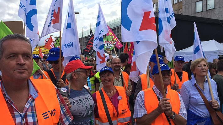 Demonstration gegen CETA und TTIP in Stuttgart