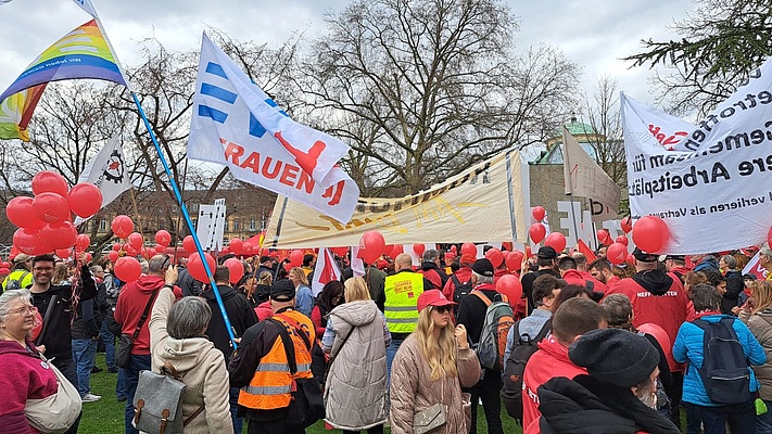 Es reicht! Alarmstufe Rot …