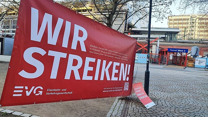 Warnstreiks: Wie ist das nun… mit Geld und Arbeitszeit beim Warnstreik?