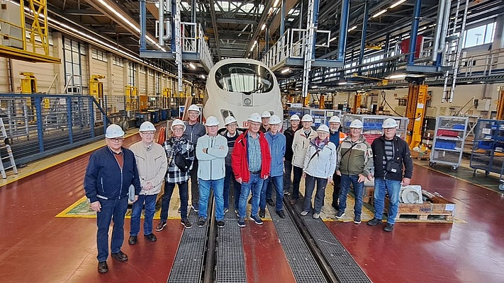 Ortsverband Ruhr-Niederrhein: EVG-Senioren im Fahrzeuginstandhaltungswerk