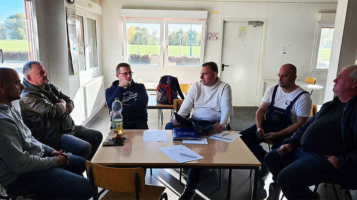 Betriebsgruppensitzung in Halle