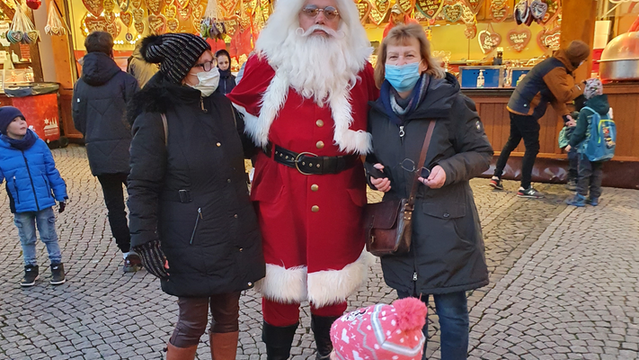 Seniorengruppe Halberstadt: Treffen auf dem Weihnachtsmarkt in Magdeburg