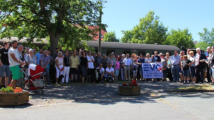 OV Kassel: Tarifergebnis auf Museumseisenbahn gefeiert