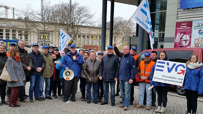 Tarifrunde DB AG: Demonstration in Magdeburg