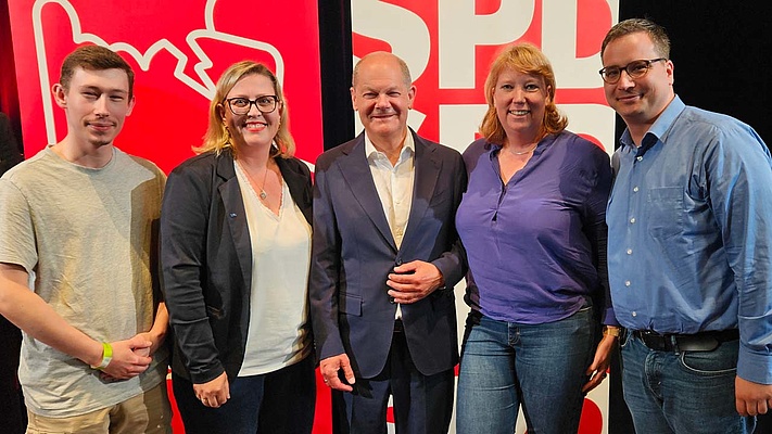 Olaf Scholz in Magdeburg: Ein Dialog mit und für Bürger:innen, Politiker:innen und Ehrenamtlichen