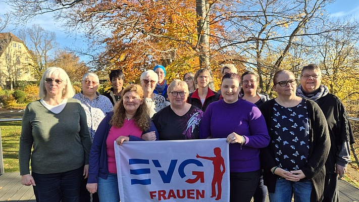 Frauenseminar „Hilfe zur Selbsthilfe“ in Weimar