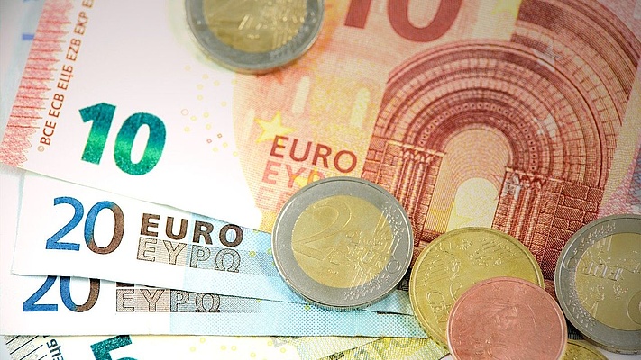 700 Euro Einmalbetrag im August: Einbringung ins Langzeitkonto noch möglich