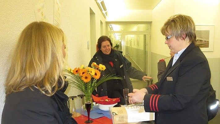 Internationaler Frauentag beim Fernverkehr Karlsruhe in Basel