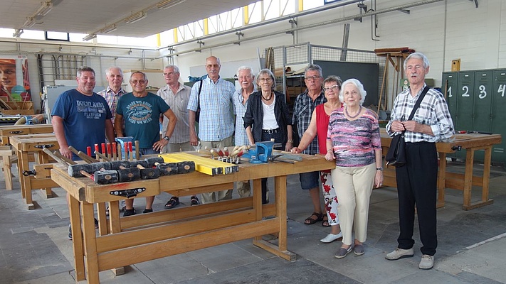Senioren besuchen Ausbildungswerkstätte der Gleisbauer