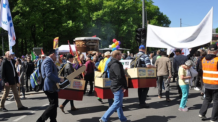 1. Mai in Berlin: Vielfalt, Solidarität, Gerechtigkeit