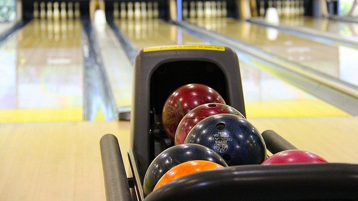 Es geht wieder los! Wir gehen Bowlen!