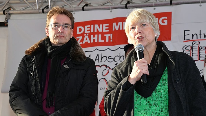 Tarifverhandlungen DB AG: EVG erhöht Druck - Warnstreik „der nächste folgerichtige Schritt“ - Demo gegen Spaltung