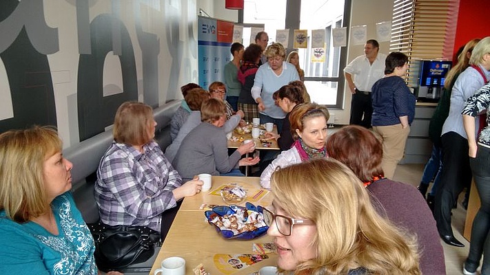 Frauen bei der DB Zeitarbeit GmbH