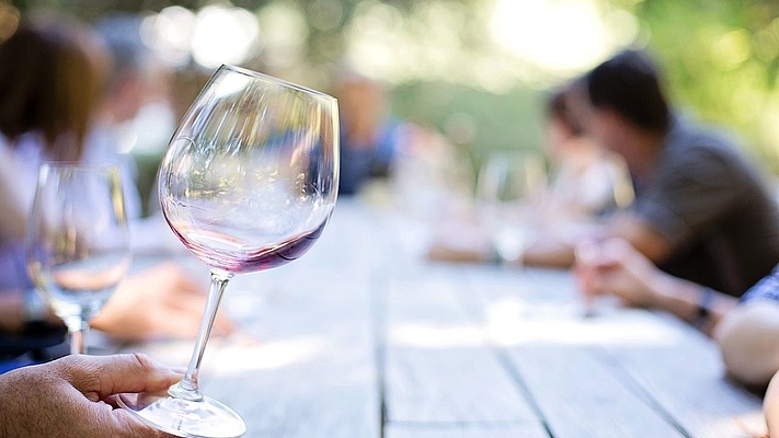 Einladung zur Weinprobe für EVG-Senioren