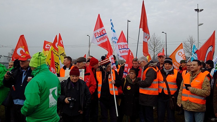 4. Eisenbahnpaket vor Abschluss - Protestaktion in Straßburg