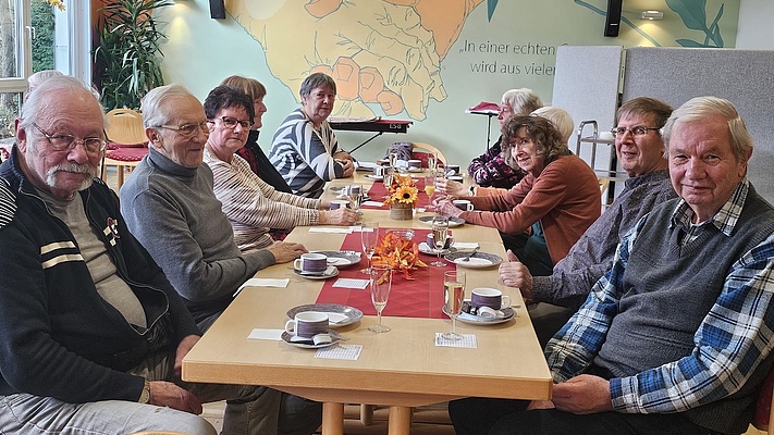 Seniorenkreis 3: Jahresausklang mit Herz, Humor und echtem EVG-Teamgeist