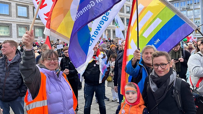 „Die Rechte Welle brechen!“ - Großdemo Nr.2 in Stuttgart