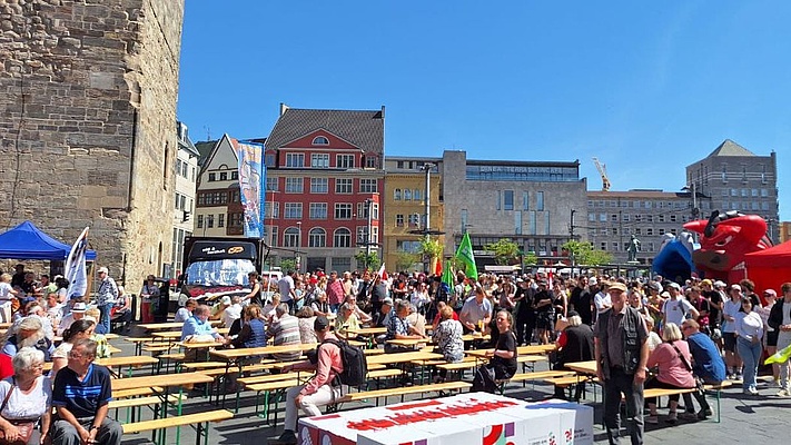 Ein Tag voller Gemeinschaft: Der 1. Mai in Halle