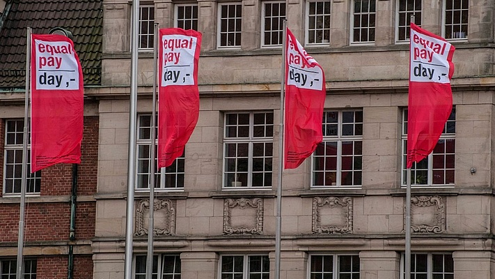 Equal Pay Day: „Wir bräuchten klare gesetzliche Vorgaben, Sanktionen und ein Verbandsklagerecht“