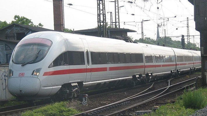 EVG fordert: Unentgeltliche Fahrten für DB Sicherheit in den Zügen des Fernverkehrs