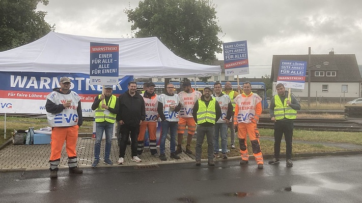 Warnstreik bei der HLB in Kassel