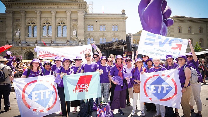 4-Länder-Treffen 2023: Gemeinsam zum Schweizer Frauenstreik
