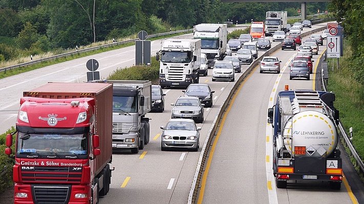 Schienengüterverkehr: „Die Gas-Lkw-Förderung ist das falsche Signal“