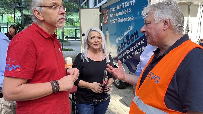 Von alten Welten und roten Rettern - zweiter Tag der Sommertour von Martin Burkert