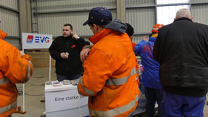 DB Netz AG: Werk Oberbaustoffe Witten - Solidarität mit den Kolleginnen und Kollegen