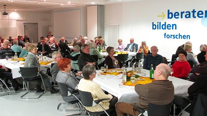 Weihnachtsfeier im Seniorenkreis Saarbrücken