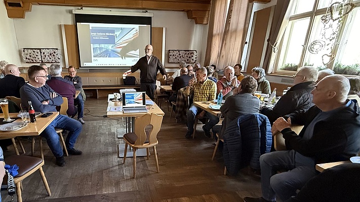 OV Nürnberg: „Weißwurstfrühstück mit Programm - Nürnberger Junge Senioren blicken zurück und nach vorn“