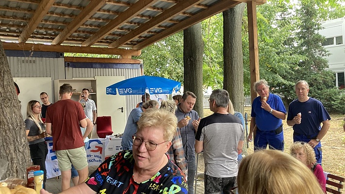 Sommertour der GST Magdeburg geht weiter: reger Austausch, Eis und Grillwürste
