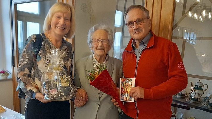 Ein besonderer Geburtstag: 102 Jahre Lebensmut