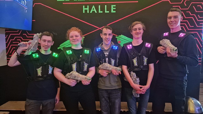 EVG-Jugend beim Lasertag: Kleines Team, großer Zusammenhalt!