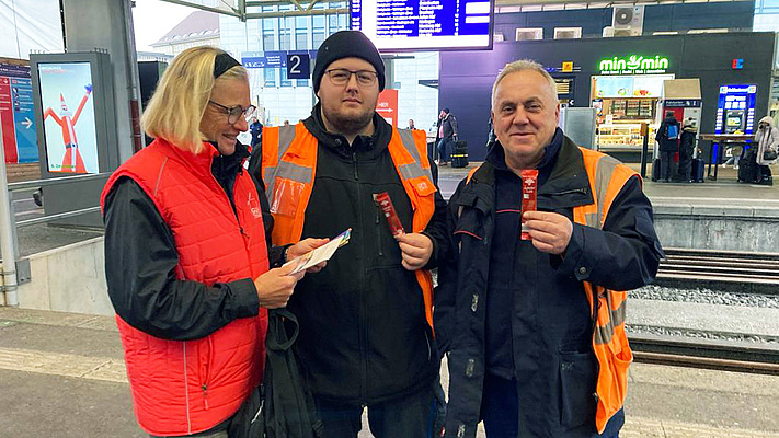 Nervennahrung für die Kolleg:innen am Stuttgarter Hauptbahnhof