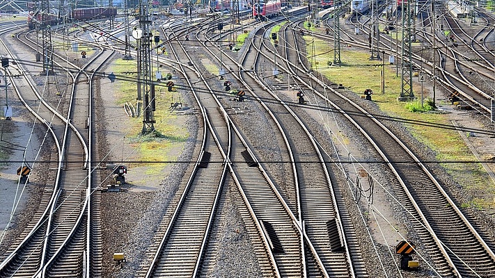 Bündnis für unsere Bahn: Richtige Weichenstellung