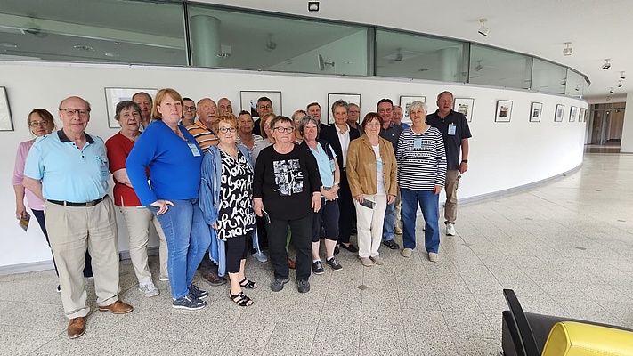 EVG-Senioren zu Besuch im Landtag: Spannender Austausch mit Ministerin Hüskens.