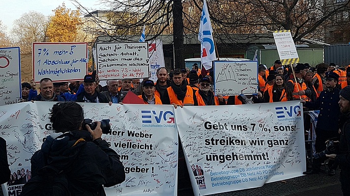 Tarifrunde DB AG: Protestaktionen begleiten 3. Verhandlungsrunde